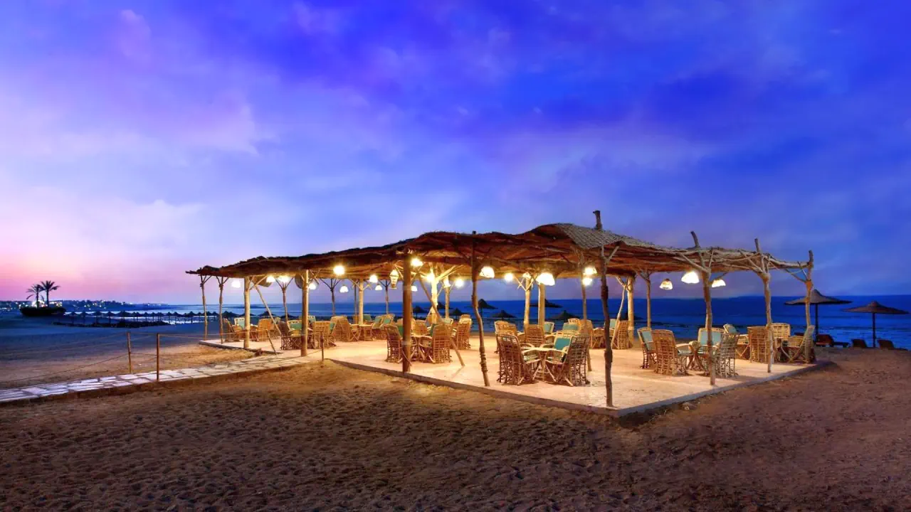 الفندق بليس ندى بيتش ريزورت - مرسى علم